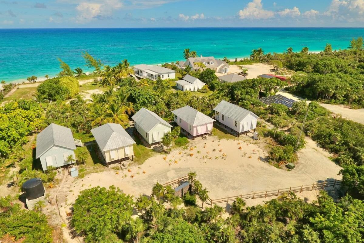 cottage pour 2 à louer pour les vacances et orienté vers la mer sur l'île d'Eleuthera aux Bahamas