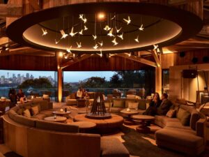 bar lounge cosy et chaleureux à l'hôtel Wildlife Retreat at Taronga Zoo de Sydney