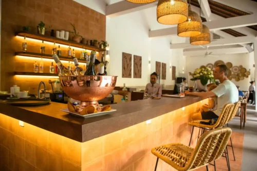 bar principal de l'hôtel et du restaurant