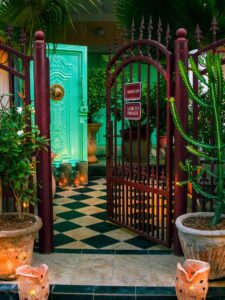 entrée de l'hôtel Rooftop Boutique Hotel en Gambie