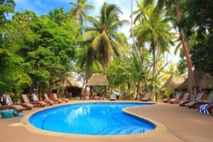 piscine extérieure de l'hôtel resort Toberua Private Island dans les îles Fidji