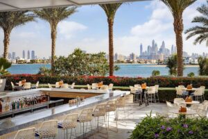 bar avec vue sur Dubaï