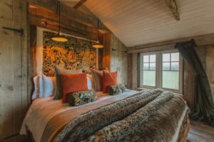 chambre cosy et cocooning en mezzanine dans la cabane