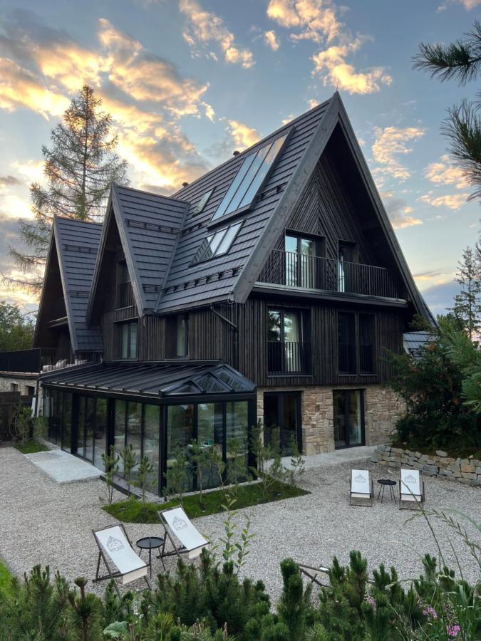 façade extérieure de l'hôtel Slow Tatry Boutique Resort dans le sud de la Pologne au pied des Tatras