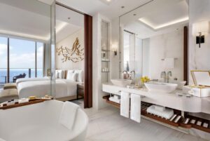 salle de bain élégante et chic d'une chambre de l'hôtel Atlantis The Royal Dubaï