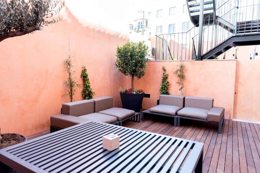 terrasse d'un appartement dans un appart'hôtel en plein centre de Lisbonne