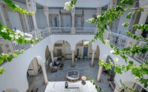 vue du patio du riad chambre d'hôtes Dar Benti de Monastir