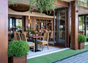 restaurant à l'influence italienne ouvert toute la journée