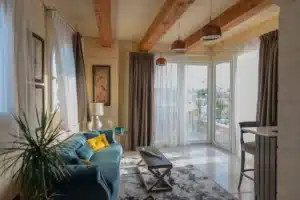 salon de la suite penthouse, au dernier étage de l'hôtel Lulu Boutique Hotel