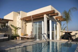 suite penthouse au dernier étage avec terrasse et petite piscine privée au centre de l'île de Malte