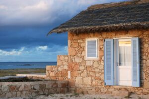 façade d'une villa à louer sur l'île de Boa Vista, à l'hôtel de charme Springuera Ecolodge