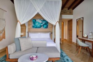 intérieur d'une chambre dans une suite de l'hôtel Mango House Seychelles à Mahé