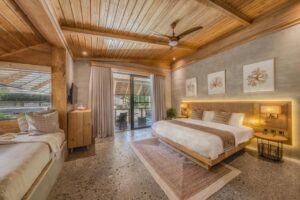 suite donnant sur la seconde piscine de l'hôtel