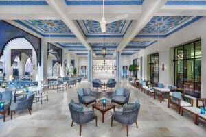 grand salon pour se détendre dans l'hôtel