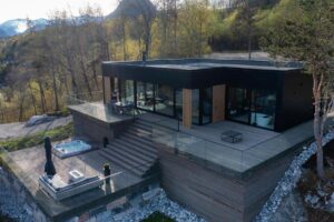 vue aérienne de la location de vacances comprenant 3 chambres et pouvant accueillir jusqu'à 8 personnes