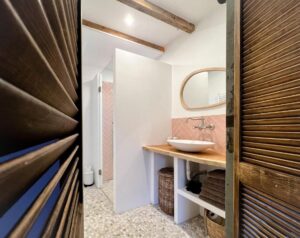 salle de douche de la location de vacances Guesthouse Rotterdam
