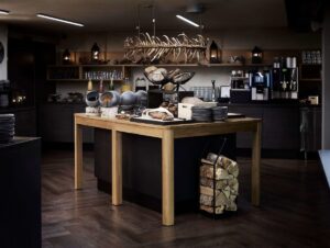 petit déjeuner sous forme de buffet servi chaque matin