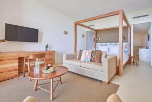 Chambre double spacieuse et confortable à l'hôtel Praia do Canal Nature Retreat en Algarve