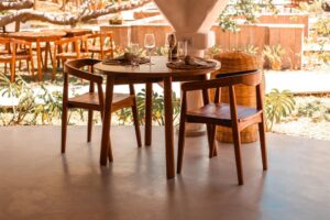 restaurant mettant en valeur les produits locaux et les saveurs authentiques du Maranhão