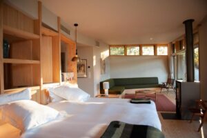 intérieur d'un éco lodge deluxe