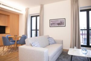 Séjour d'un appartement supérieur au nQn Sévilla