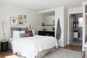chambre cosy et chaleureuse pour une étape sur la légendaire Pacific Coast Touring Route
