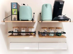 produits de première nécessité comme le café, le thé, les poudres à lessiver,...