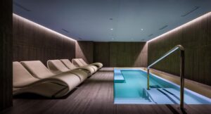 jacuzzi au spa de l'hôtel