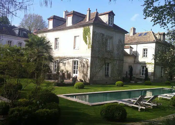 Jardin au printemps chambre d'hôtes La Minotte pour week end proche Paris