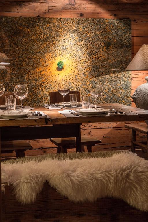 Table du restaurant la Table 1864 pour les dîner et les délicieux petit déjeuner