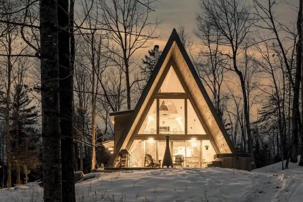 Chalet en A au milieu de la forêt à 1h de route d'Ottawa