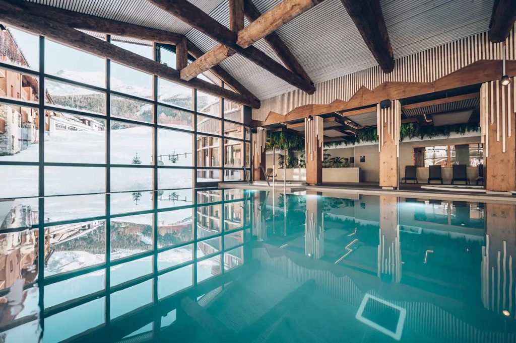 piscine intérieure du spa de la résidence à Val Cenis