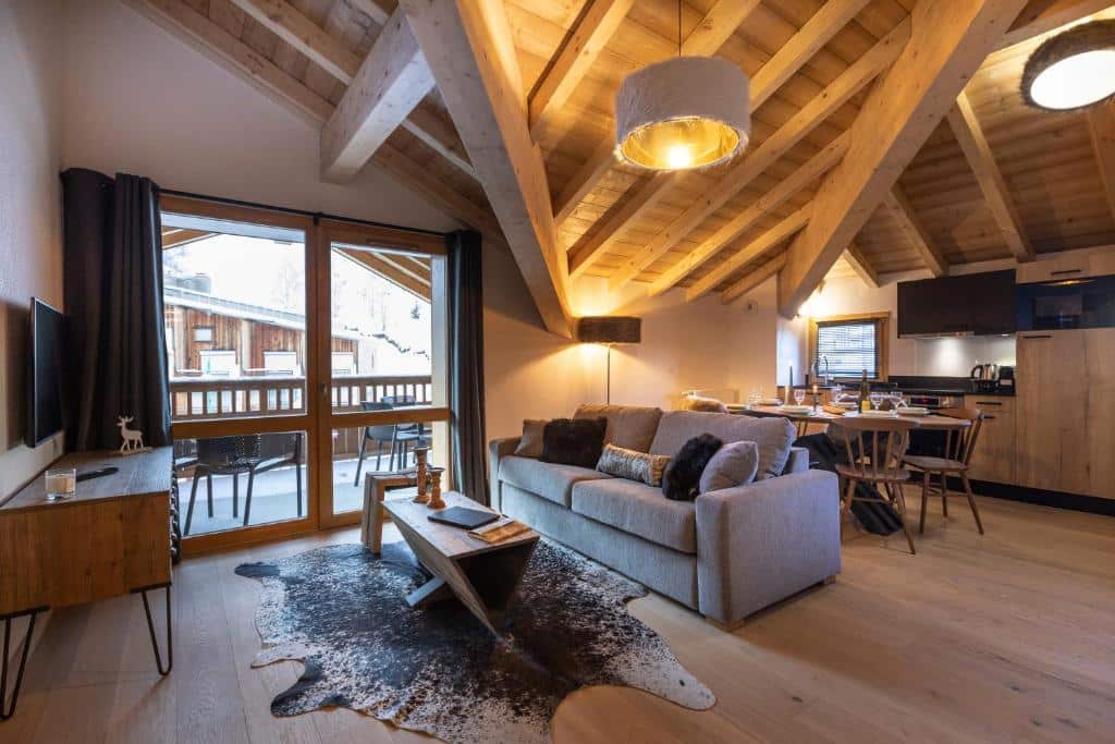 Appartement spacieux sous les toits, cosy et chaleureux pour un appart'hôtel au ski