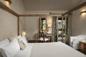 chambre cosy d'un hôtel en Sardaigne