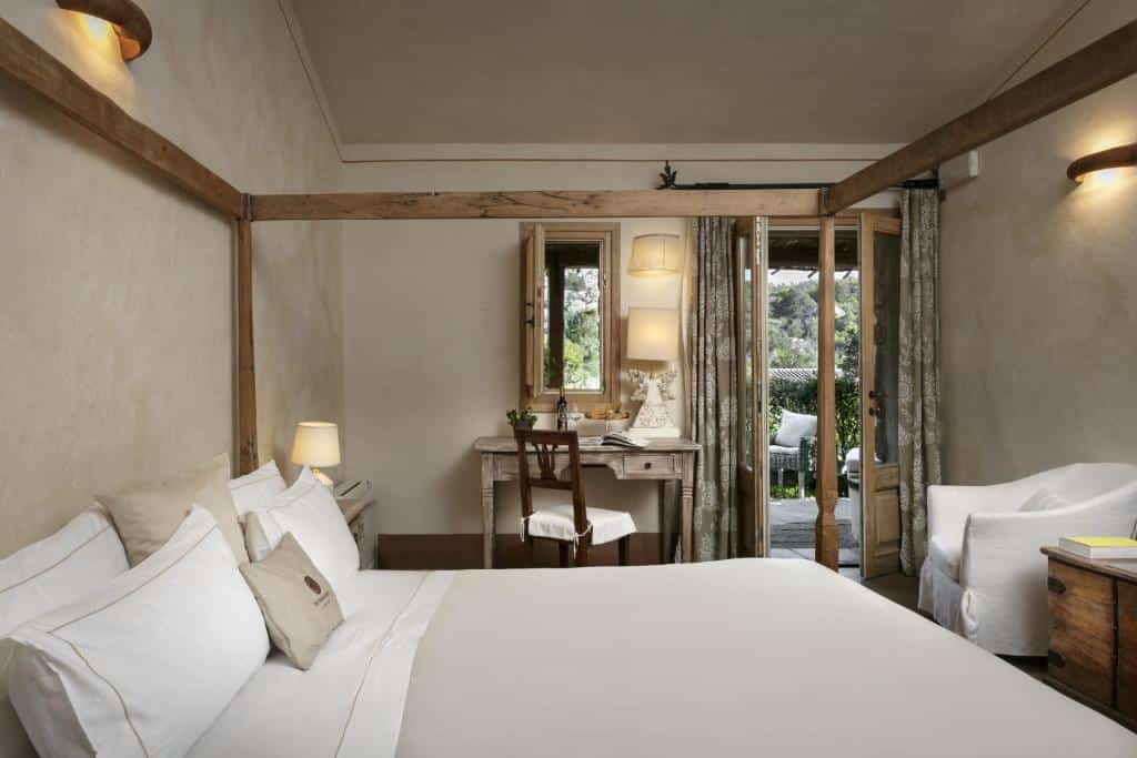 chambre cosy d'un hôtel en Sardaigne