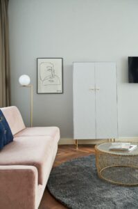 salon cosy et cocooning dans la suite supérieure de l'hôtel