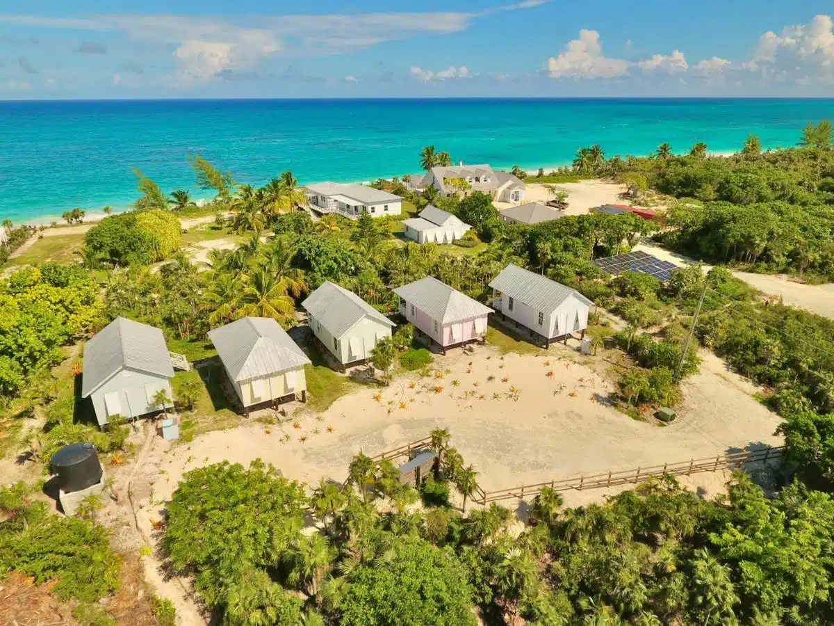 cottage pour 2 à louer pour les vacances et orienté vers la mer sur l'île d'Eleuthera aux Bahamas