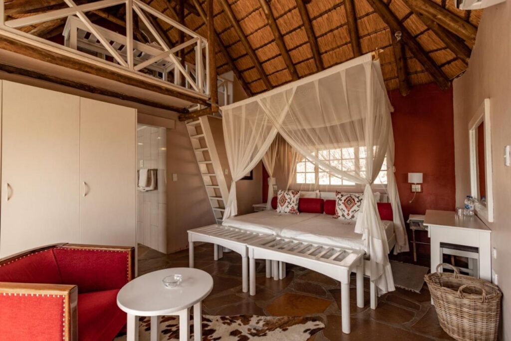 chambre famille avec mezzanine pouvant accueillir 3 personnes