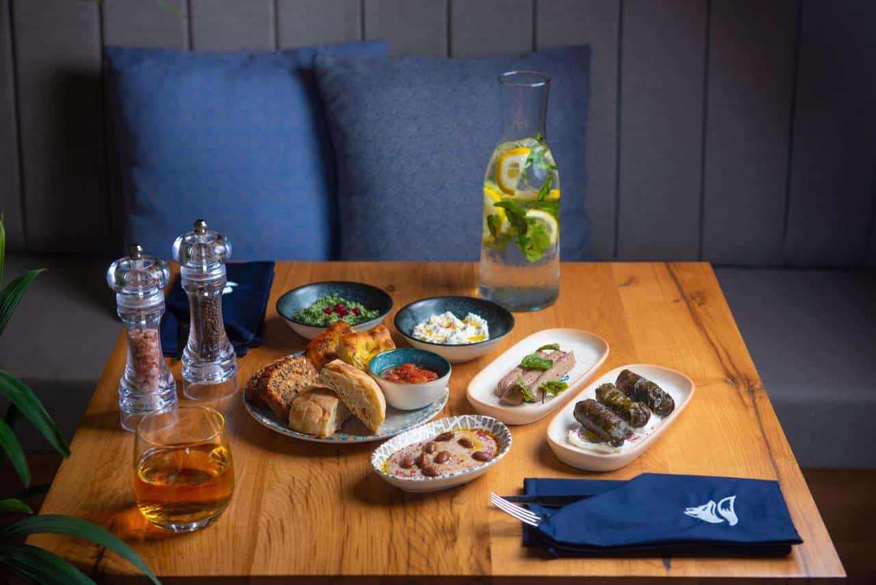 restaurant de l'hôtel proposant une cuisine traditionnelle