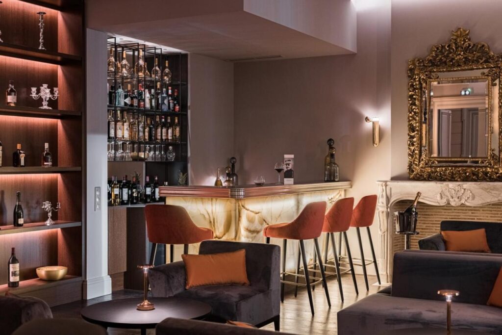 bar intimiste et feutré au sein de l'hôtel Villas Foch den plein centre-ville de Bordeaux