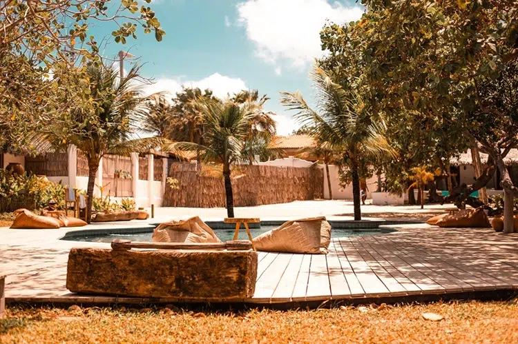 piscine de l'hôtel Anacardier Privé Hotel à l'entrée du parc national des Lençois Maranhenses au Brésil