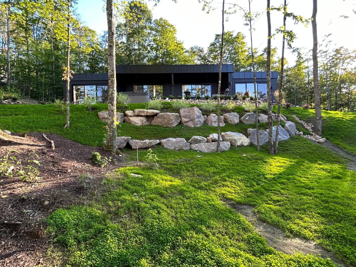 magnifique maison à louer pour 6 personnes avec 3 chambres dans les Laurentides, à 1h30 de Montréal au Canada